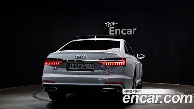 Audi A6 2022 — Şəkil 12/20