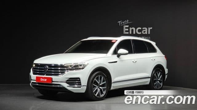 Volkswagen Touareg 2022 — ფოტო 1/20