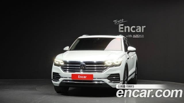 Volkswagen Touareg 2022 — ფოტო 3/20