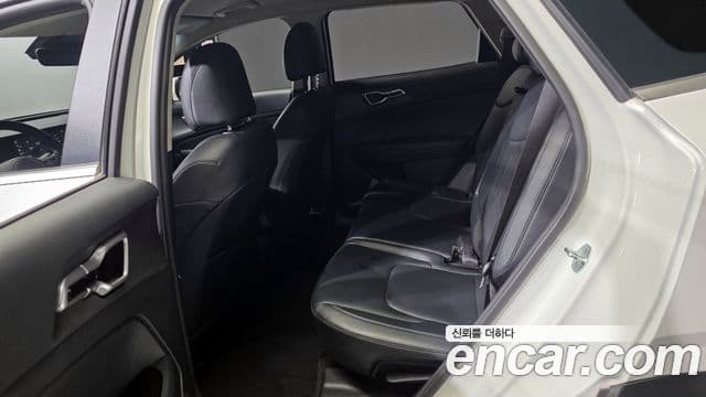 Kia Sportage 2022 — фото 11 из 20