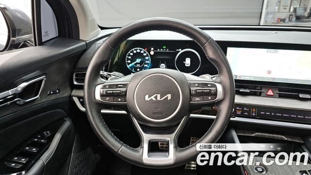 Kia Sportage 2021 — ფოტო 13/20