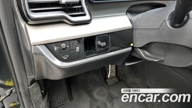Kia Sportage 2021 — ფოტო 15/20