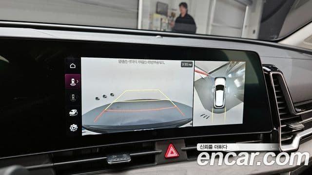 Kia Sportage 2021 — ფოტო 17/20