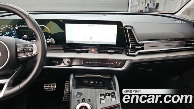 Kia Sportage 2021 — ფოტო 19/20