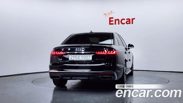 Audi A4 2023 — фото 4 из 20