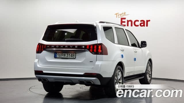 Kia Mohave The Master 2022 — ფოტო 2/20