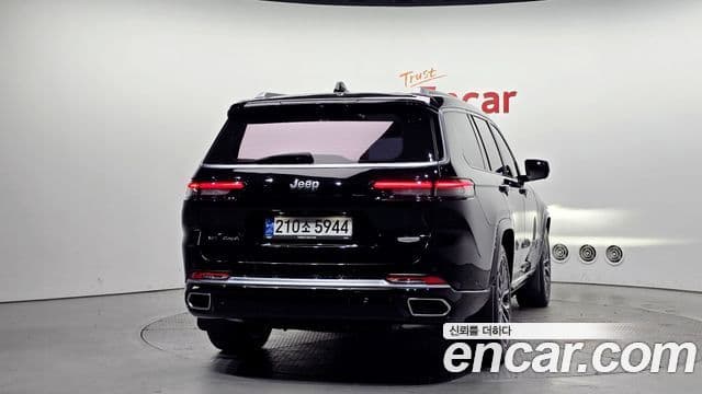 Jeep Grand Cherokee 2022 — Şəkil 3/20