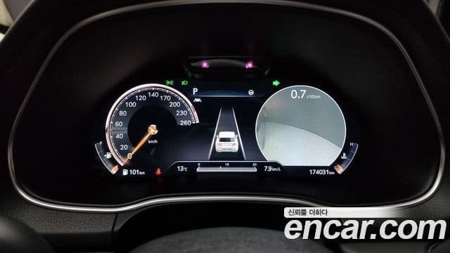 Genesis GV80 2020 — ფოტო 8/20