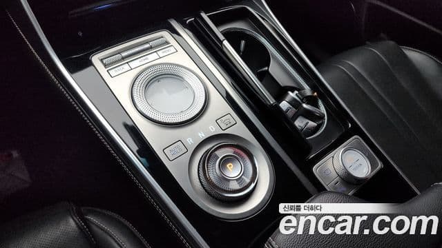 Genesis GV80 2020 — ფოტო 9/20
