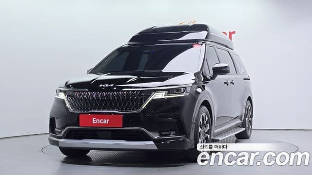 Kia Carnival 2023 — ფოტო 10/20