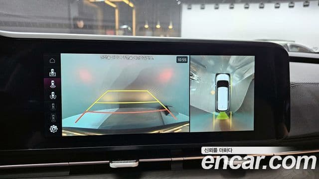 Kia Carnival 2023 — Фото 16/20