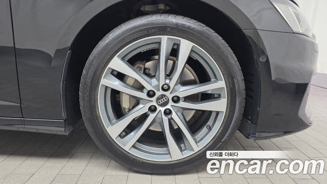 Audi A6 2021 — Şəkil 16/20