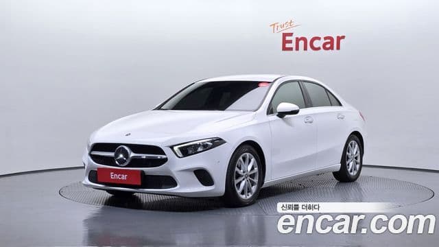 Mercedes-Benz A-Class 2020 — Şəkil 17/20
