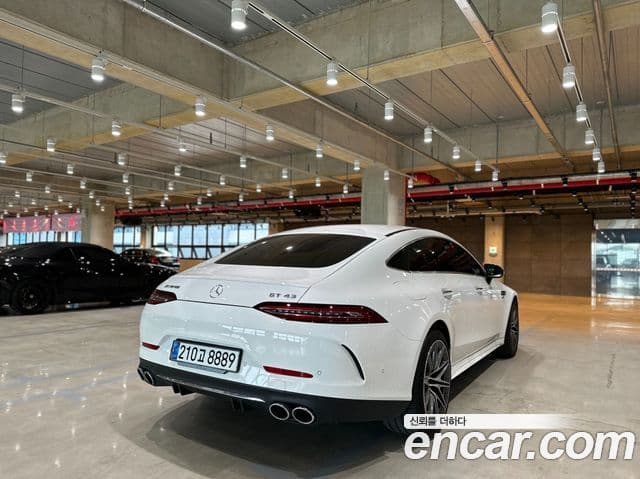 Mercedes-Benz AMG GT 2023 — Фото 1/20