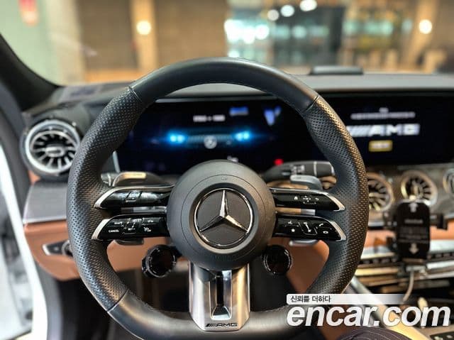 Mercedes-Benz AMG GT 2023 — Фото 11/20