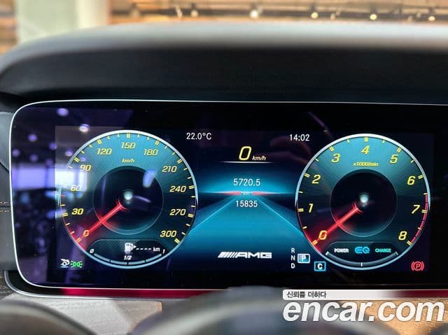 Mercedes-Benz AMG GT 2023 — Фото 13/20