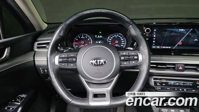 Kia K5 2020 — Şəkil 14/20