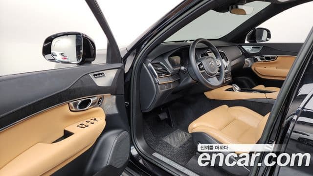 Volvo XC90 2023 — Şəkil 10/20