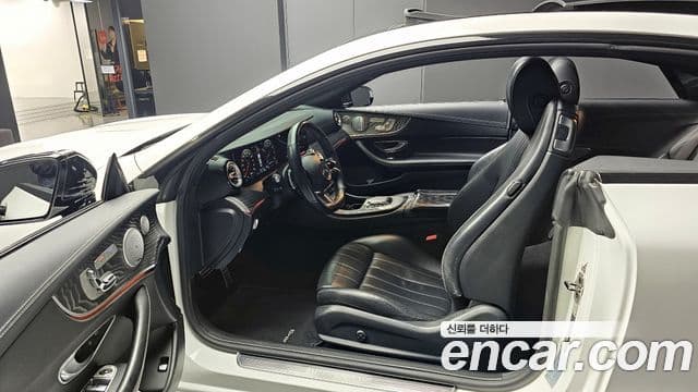 Mercedes-Benz E-Class 2021 — ფოტო 10/20