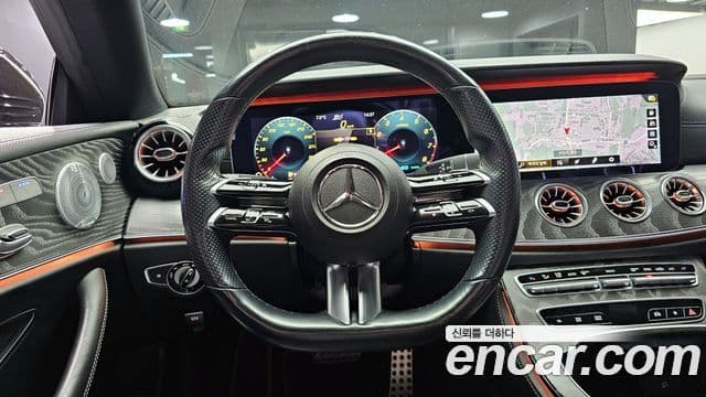 Mercedes-Benz E-Class 2021 — ფოტო 13/20