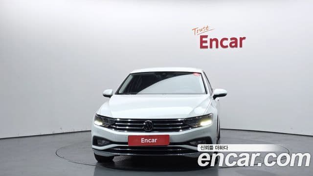 Volkswagen Passat GT 2022 — Şəkil 2/20