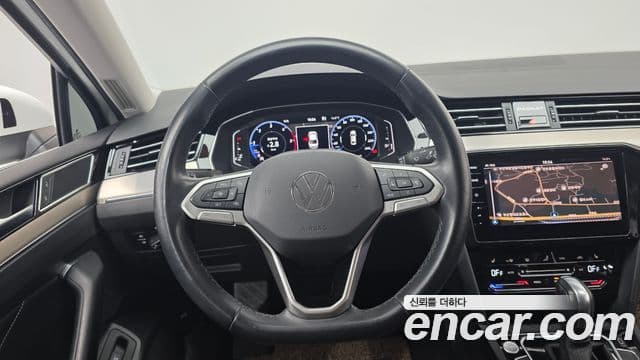 Volkswagen Passat GT 2022 — Şəkil 11/20