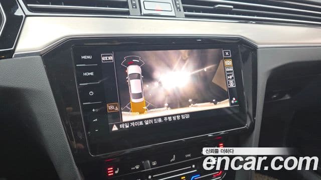 Volkswagen Passat GT 2022 — Şəkil 14/20