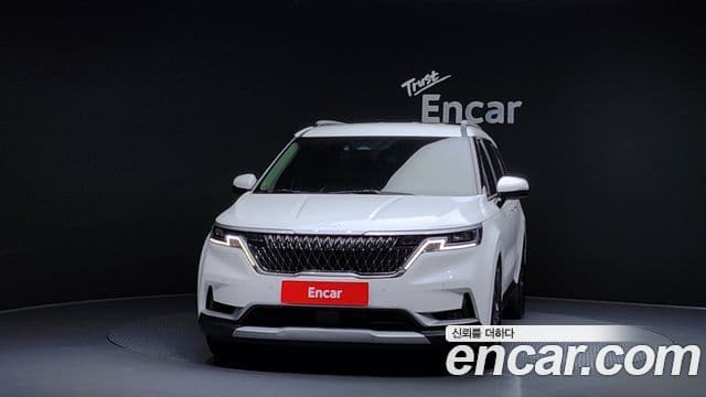 Kia Carnival 2021 — Фото 3/20