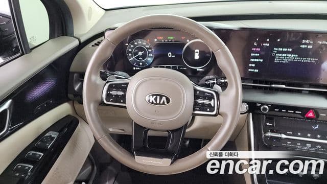 Kia Carnival 2020 — Фото 13/20