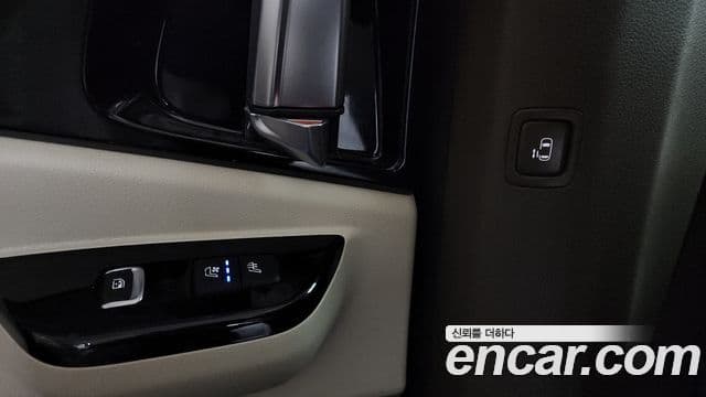 Kia Carnival 2020 — Фото 18/20