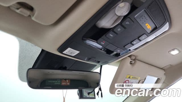 Kia Carnival 2020 — Фото 19/20