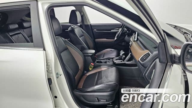 Kia Seltos 2021 — Şəkil 12/20