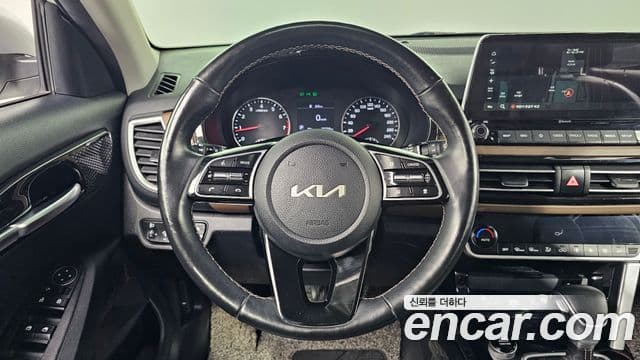 Kia Seltos 2021 — Şəkil 15/20