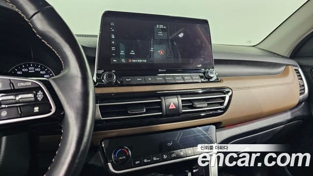 Kia Seltos 2021 — Şəkil 16/20