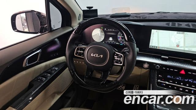 Kia Carnival 2021 — Photo 18/20