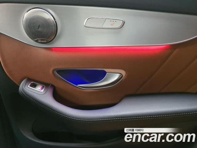 Mercedes-Benz GLC-Class 2021 — Фото 11/20