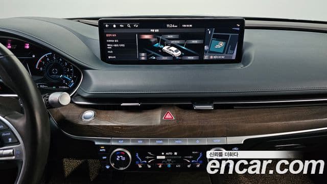 Genesis Electrified G80 2020 — Şəkil 19/20