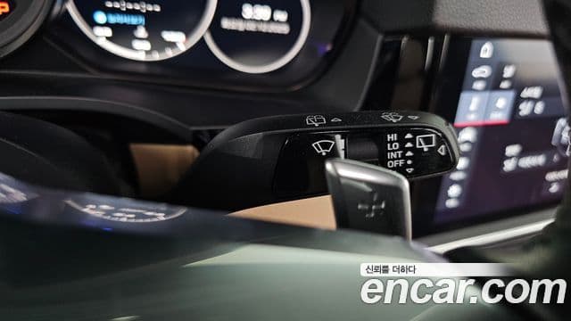 Porsche Cayenne 2019 — Photo 15/20