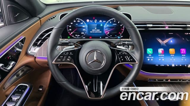 Mercedes-Benz E-Class 2024 — ფოტო 4/20