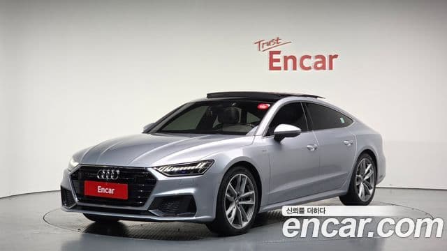 Audi A7 2020 — Фото 1/20