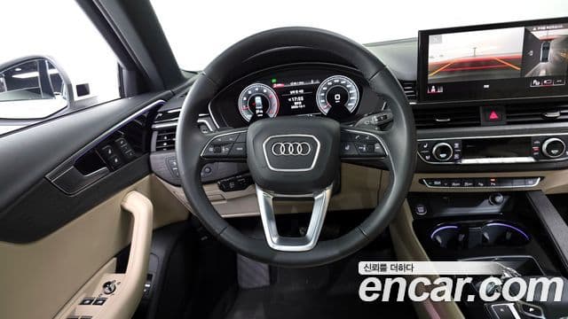 Audi A4 2022 — ფოტო 13/20
