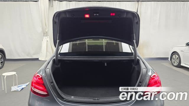 Mercedes-Benz E-Class 2019 — Şəkil 20/20
