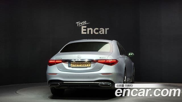 Mercedes-Benz S-Class 2022 — Photo 10/20