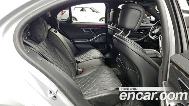 Mercedes-Benz S-Class 2022 — Photo 16/20