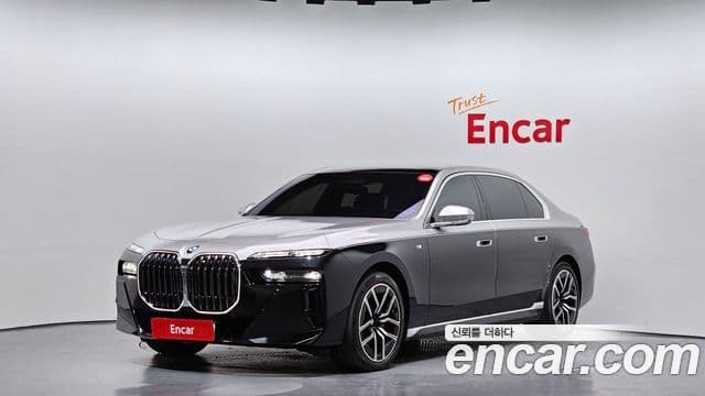 BMW 7 Series 2024 — Şəkil 9/20