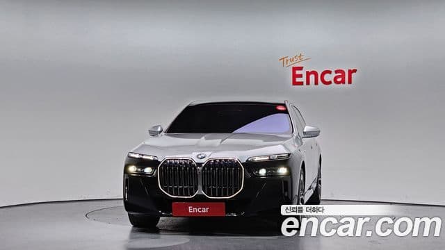 BMW 7 Series 2024 — Şəkil 2/20