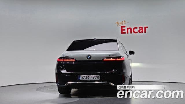 BMW 7 Series 2024 — Şəkil 3/20