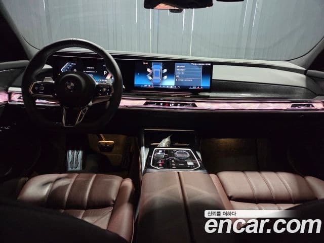 BMW 7 Series 2024 — Şəkil 10/20