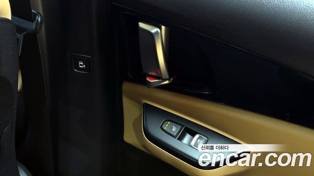 Kia Carnival 2020 — Şəkil 14/20
