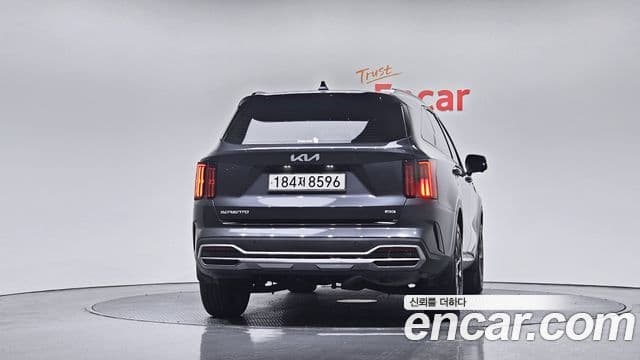 Kia Sorento 2023 — Şəkil 4/20